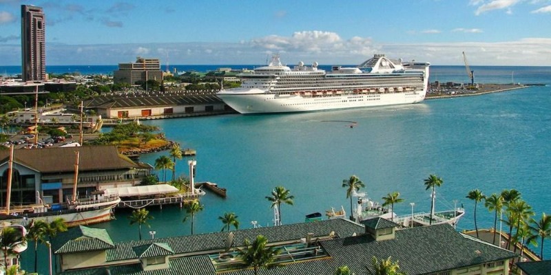 cruise ship port honolulu